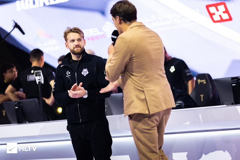 告并实施封 告并实施封