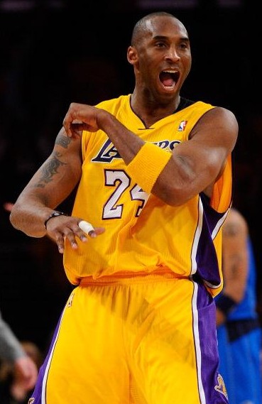 第三人跑位 第三人跑位